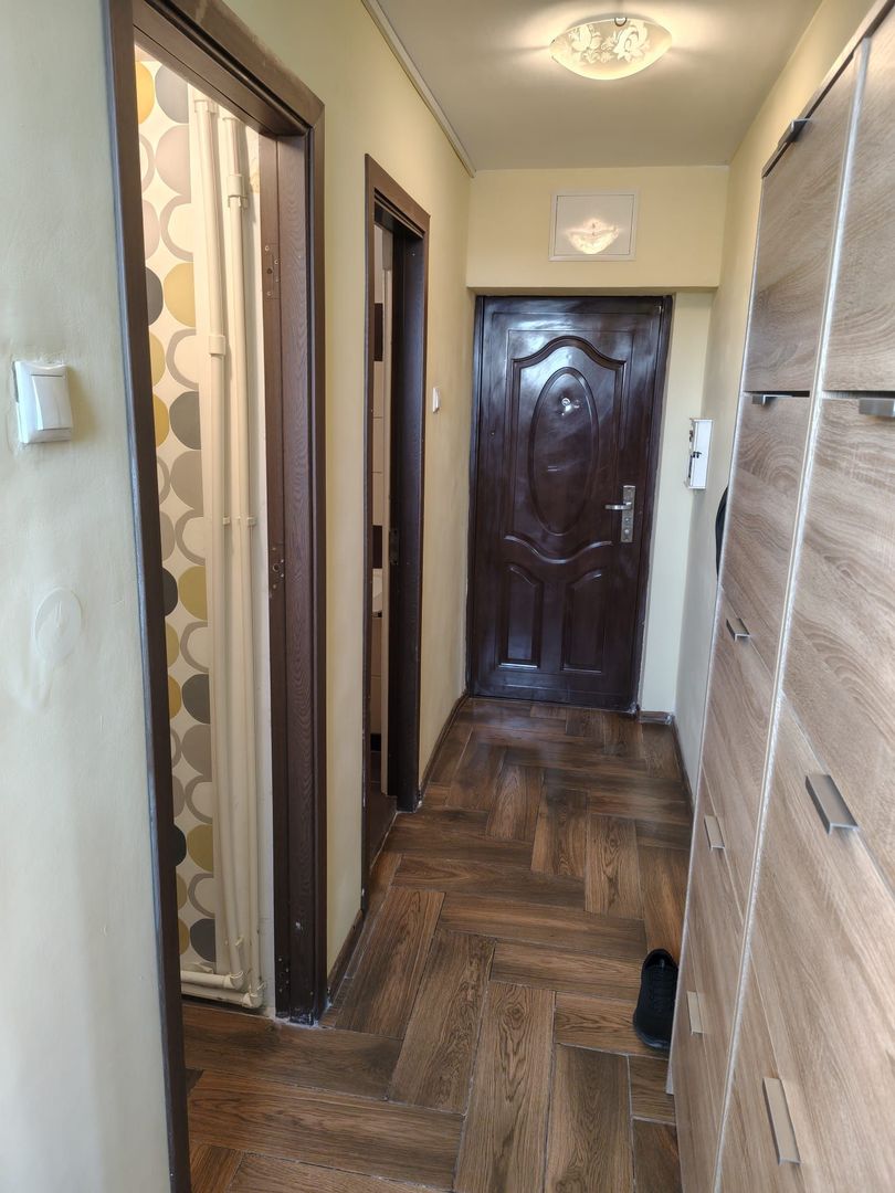 Vanzare Apartament 2 camere 48 mp, renovat, mobilat, 2 min metrou Romancierilor - Poză 12