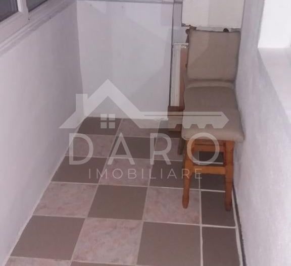 Apartament 2 camere decomandat - Poză 1