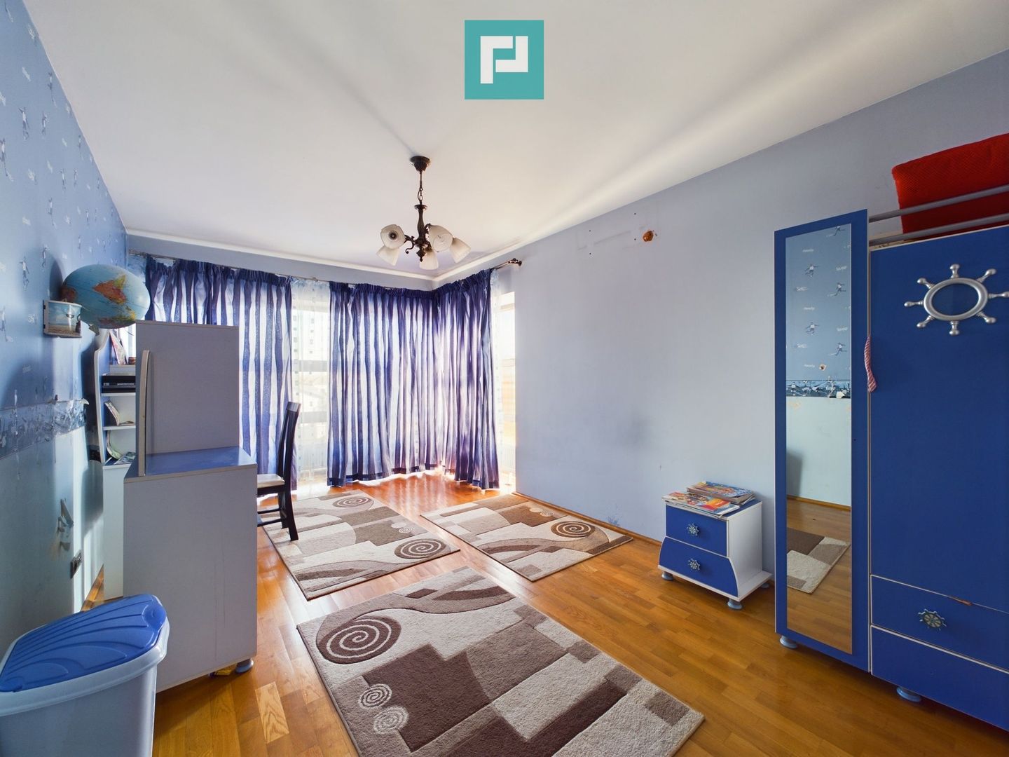 Vilă spațioasă cu 8 camere, Grădiște - Poză 34