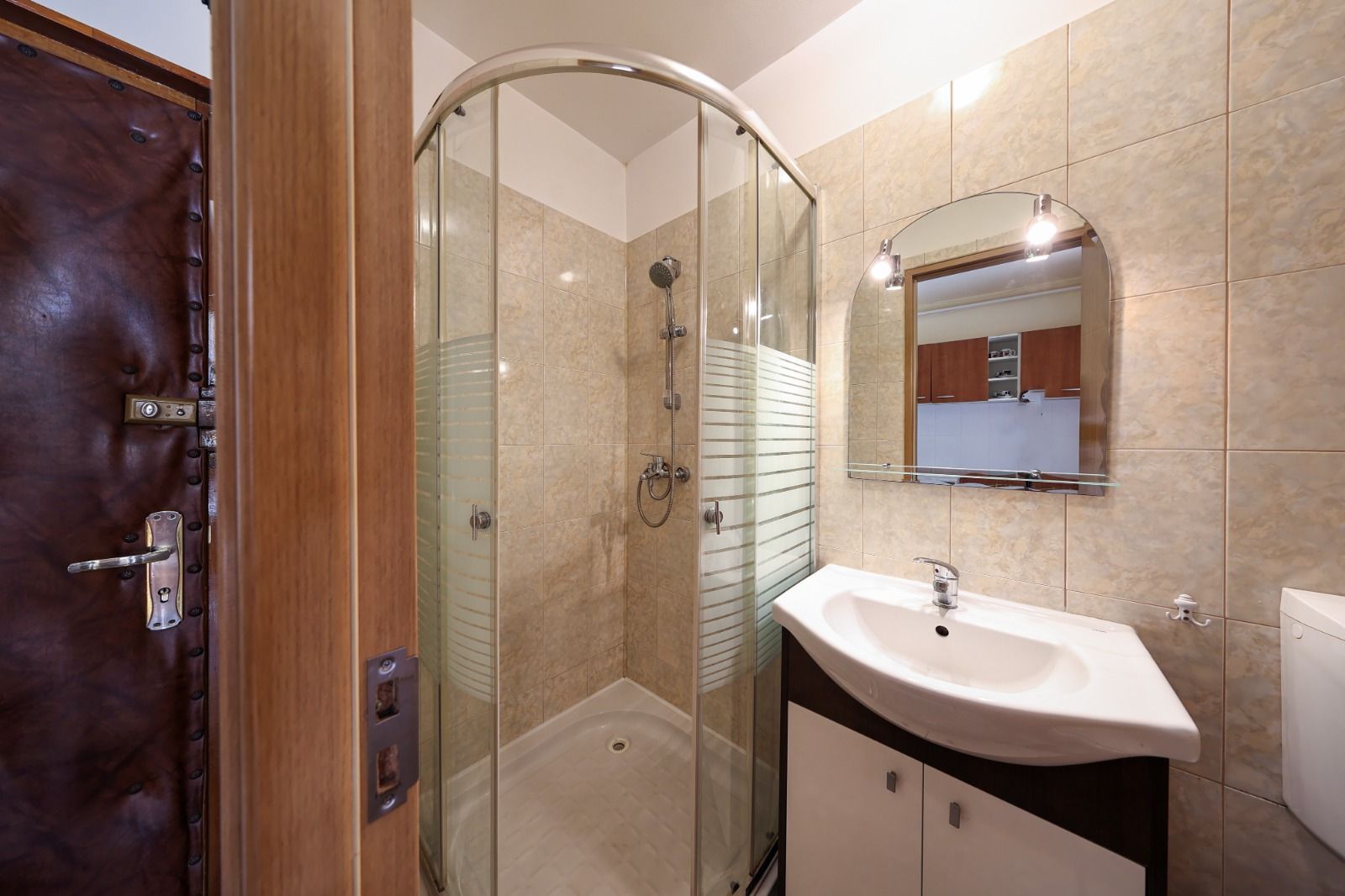 Garsoniera 21 mp Cartier Tractorul - Poză 4