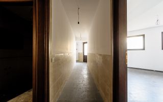 Clădire comercială în zona Grădiște. - Poză 11