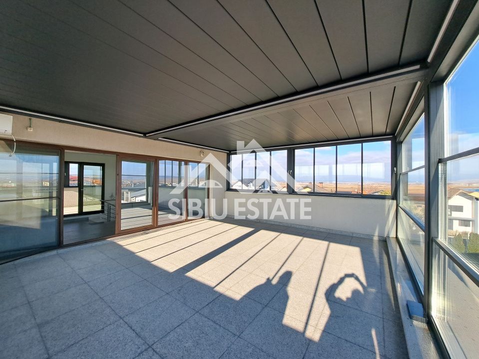 Casa Sibiu, terase panoramice, garaje, teren mare, Sura Mica - Poză 7