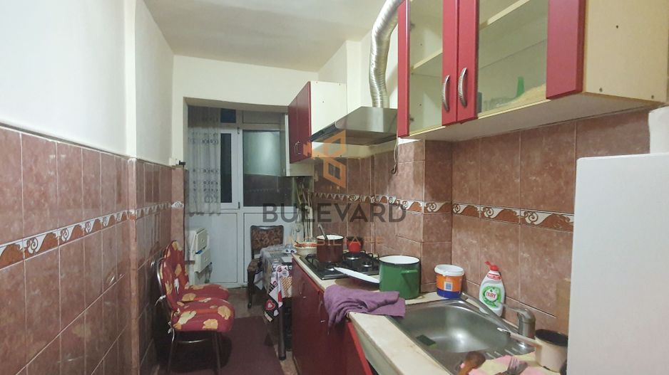 Apartament cu 4 camere, zona Winmarkt! - Poză 2
