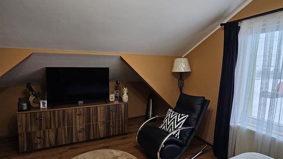 Casa  Santandrei mobilata utilata - Poză 17