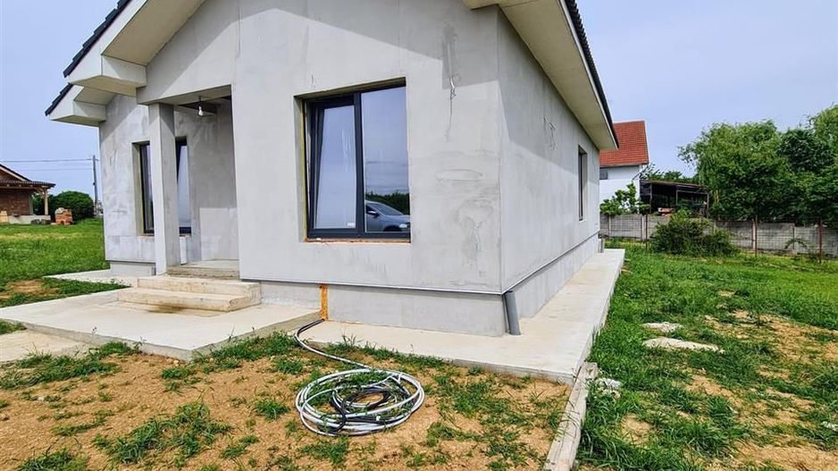 Casa de vanzare Alparea - Poză 2