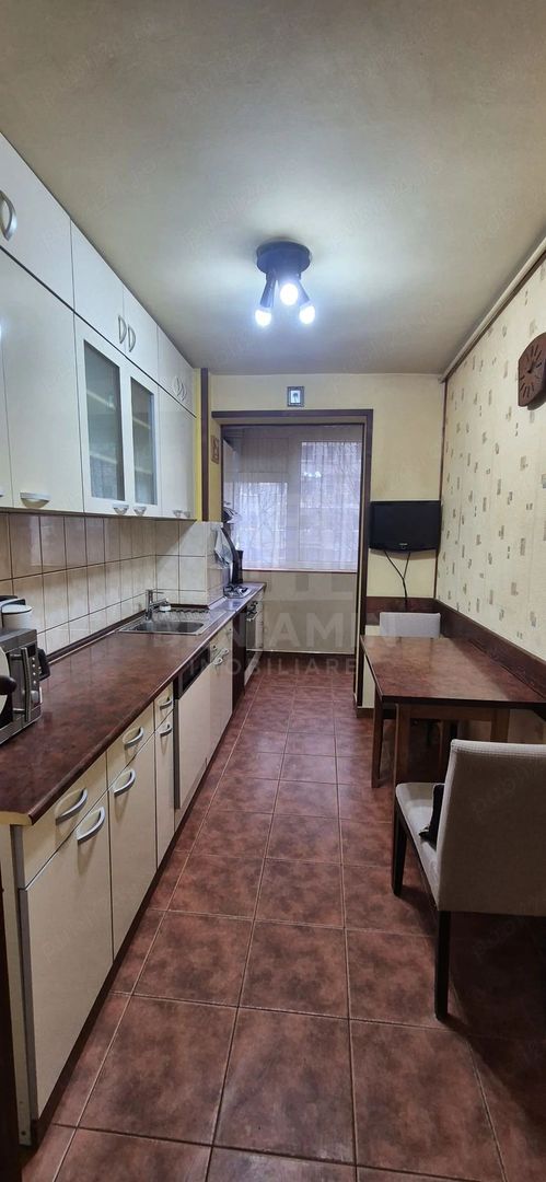 2 camere - etaj 1 - 62mp - centrala - parcare - ITC - Poză 3