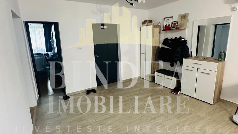 Casa individuala complet renovata- strada linistita Giarmata - Poză 3