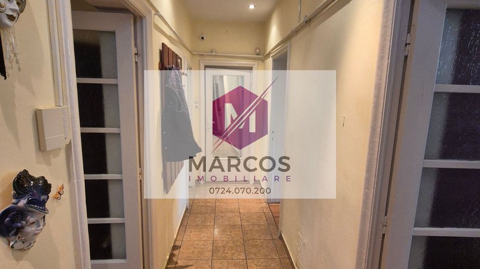 Vand casa 2 camere Moroasa - Poză 8