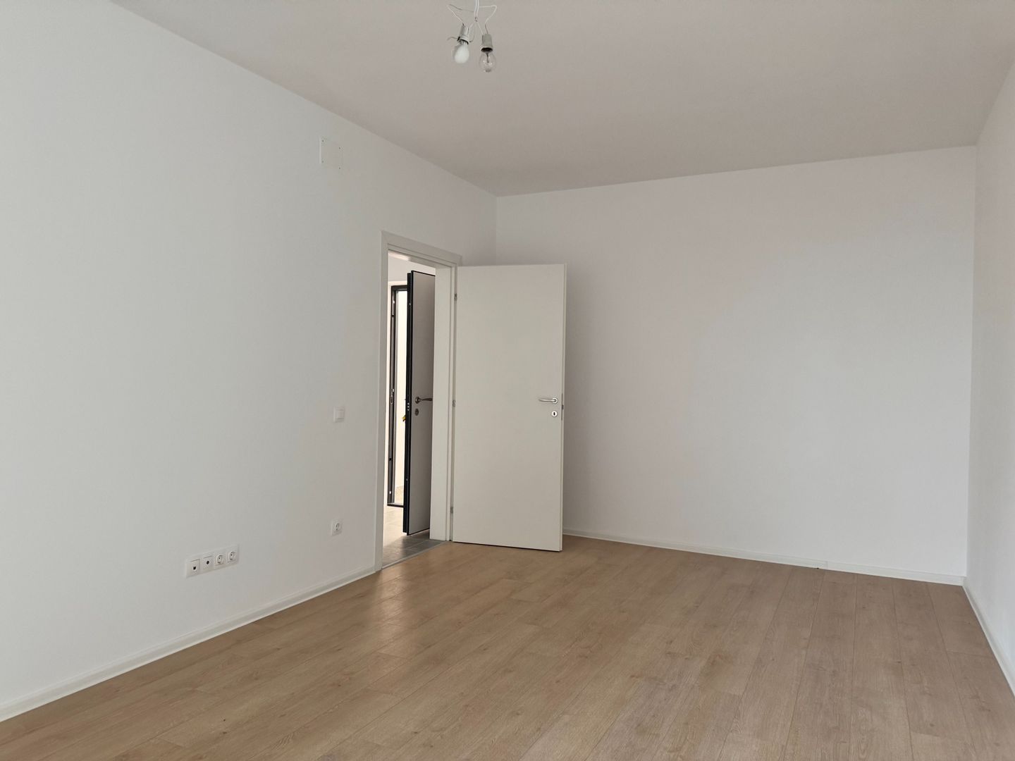 Apartament 2 camere Sectorul 1 - Reper Colosseum Mall - Poză 9