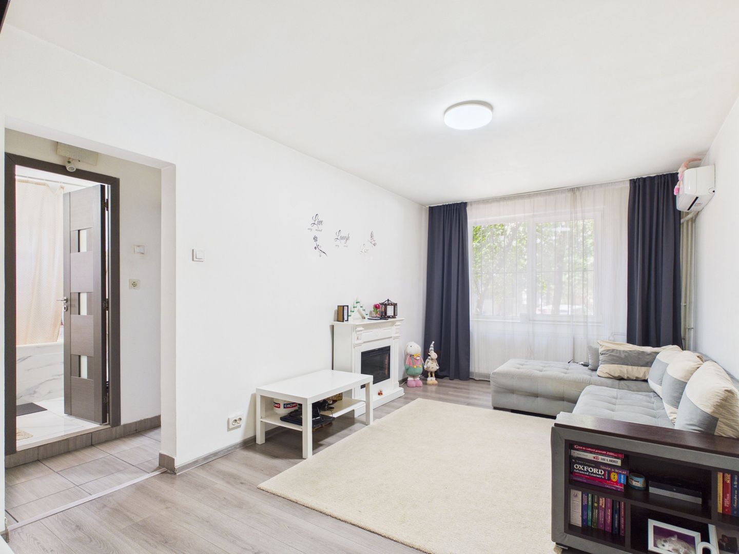 Apartament 4 camere decomandat | Parter | Metrou la 7 minute | - Poză 2