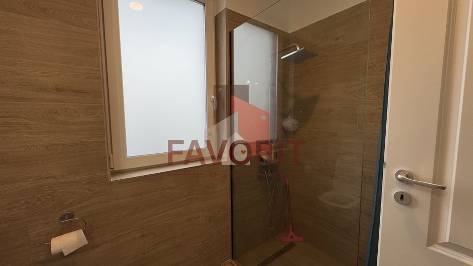 Etaj intermediar. Mobilat si utilat. Loc de parcare - Poză 9