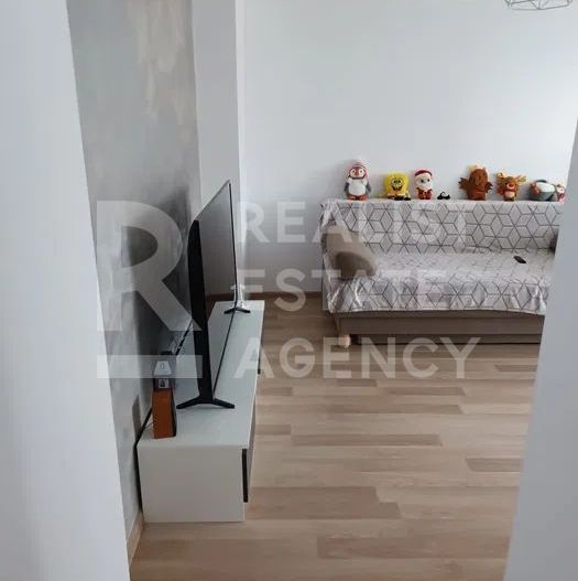 Vânzare, apartament cu 3 camere în zona Militari Residence - Poză 3