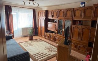 BRASADAS vinde ap 2 cam 58mp Carpați 2 etaj 4/4. - Poză 1