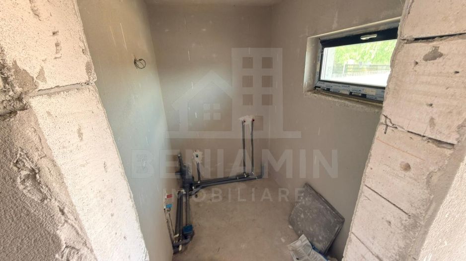 Casa moderna Parter plus Etaj - Zona Damila - Poză 17