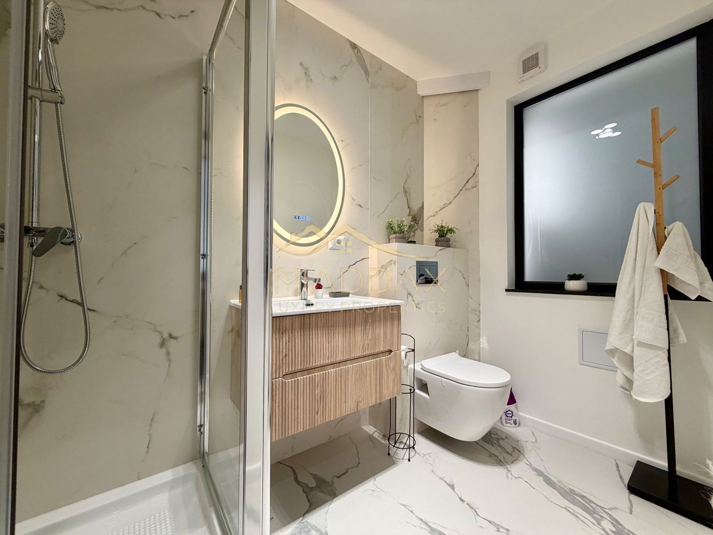 Studio *mobilat complet* // Piata Amzei - Poză 18