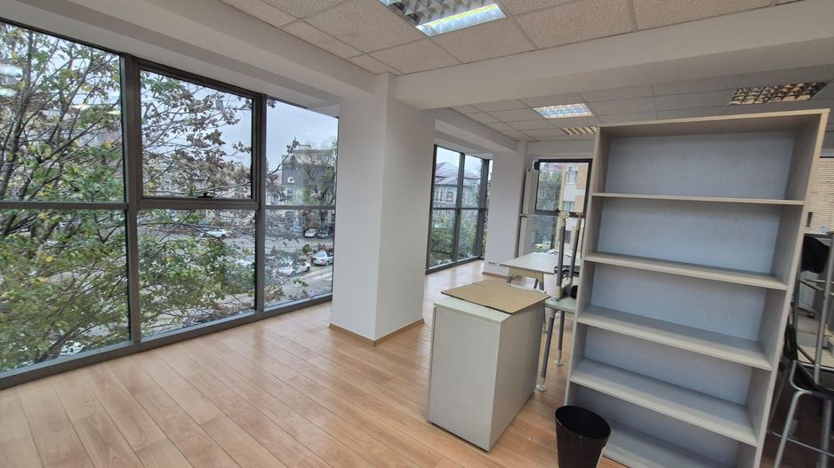 De vanzare clădire de birouri in zona Foisorul de Foc / Strada Olari - Poză 10