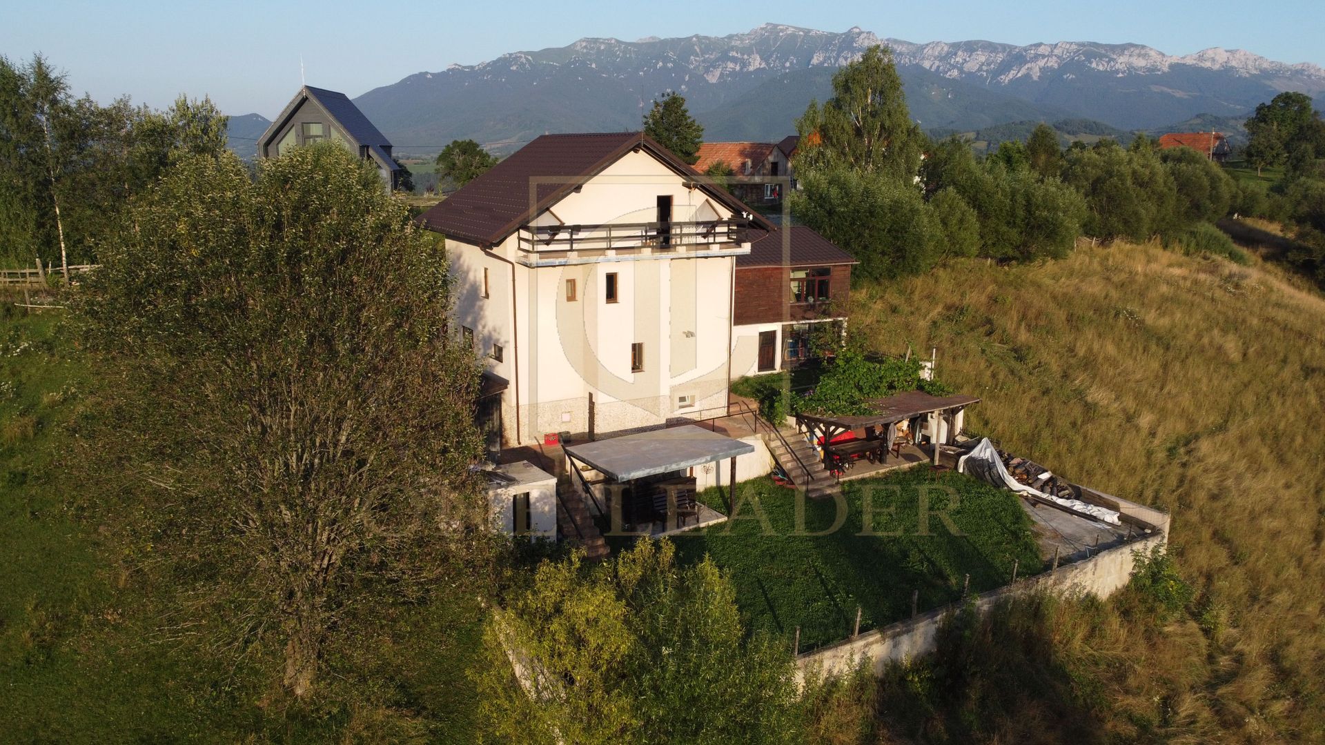 Casă / vilă de vânzare | 203 MP | 603 MP teren - COMISION 0% - Poză 2