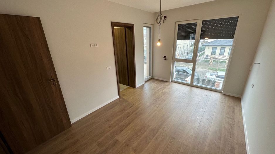 Duplex deosebit cu garaj și subsol - Poză 9