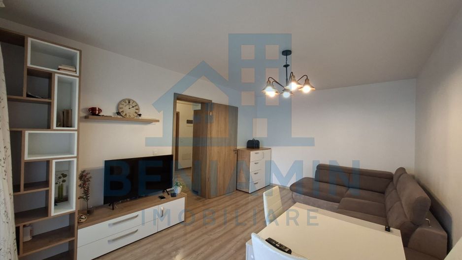 Apartament 2 camere decomandat parter Mall Coresi 50mp parcare boxa - Poză 9