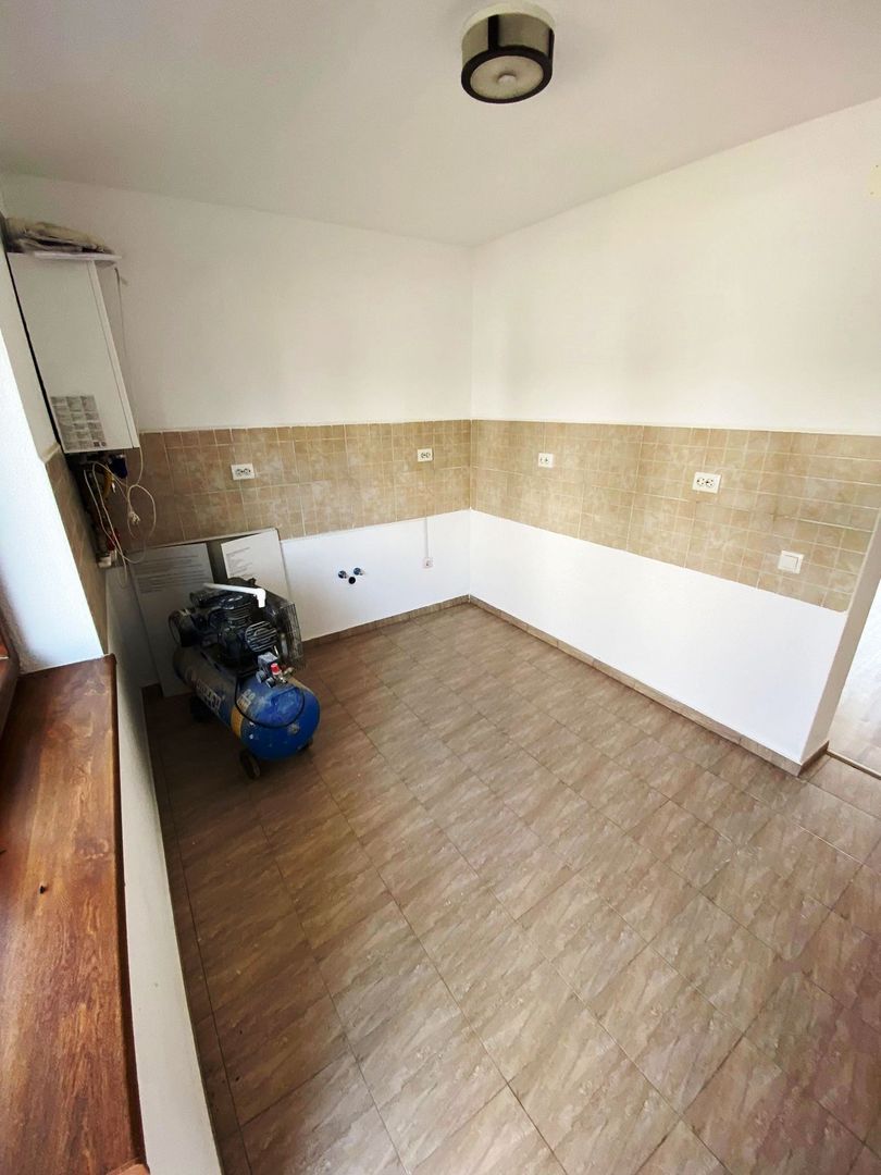 Casa tip duplex in Stupini - Poză 10