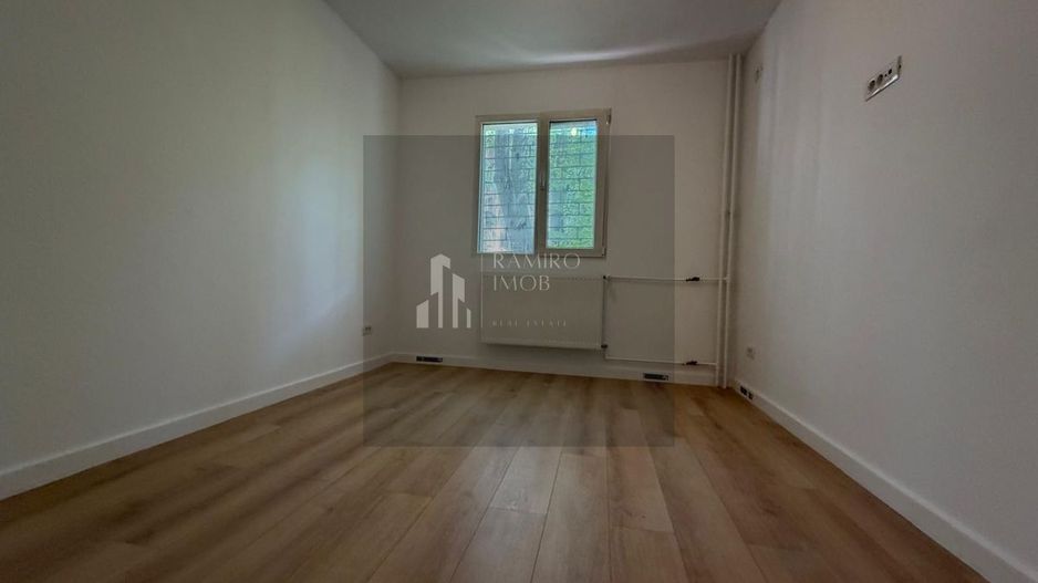 Apartament 3 camere  67 mp/ RENOVAT/ SECTOR 3/  5MIN METROU TITAN - Poză 4