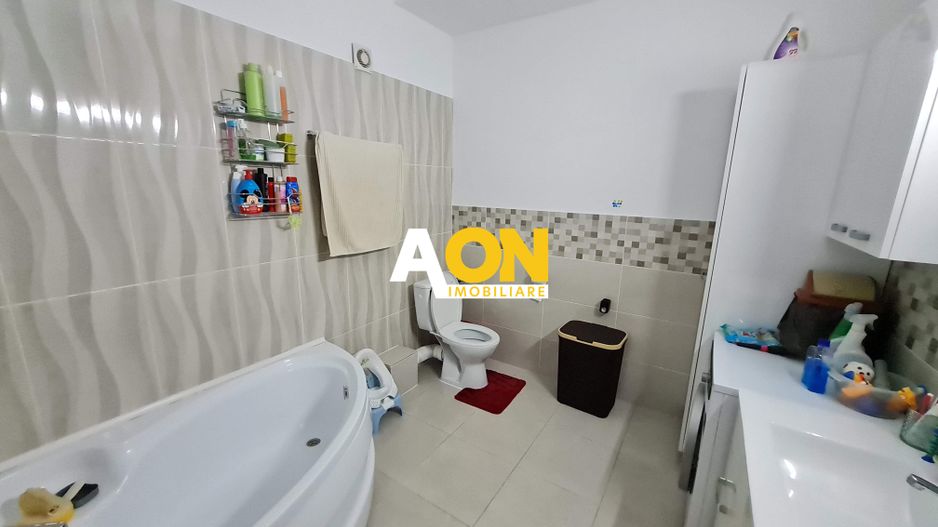 Apartament 3 Camere, 83 mp, Decomandat, Cu Garaj la Subsol - Poză 13