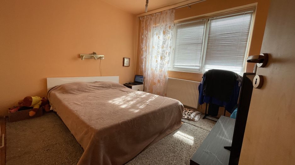 Apartament 4 camere, decomandat, zona excelenta, comison 0%. - Poză 3