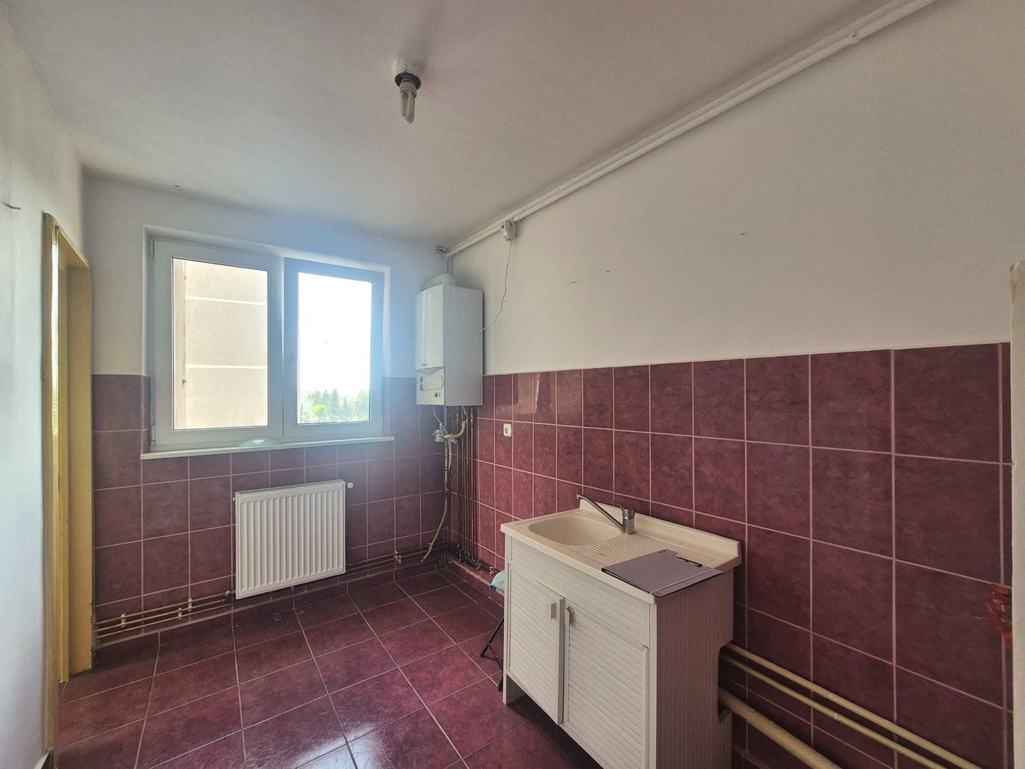 Calea Bucuresti, 2 camere cu priveliste, liber la vânzare - Poză 5