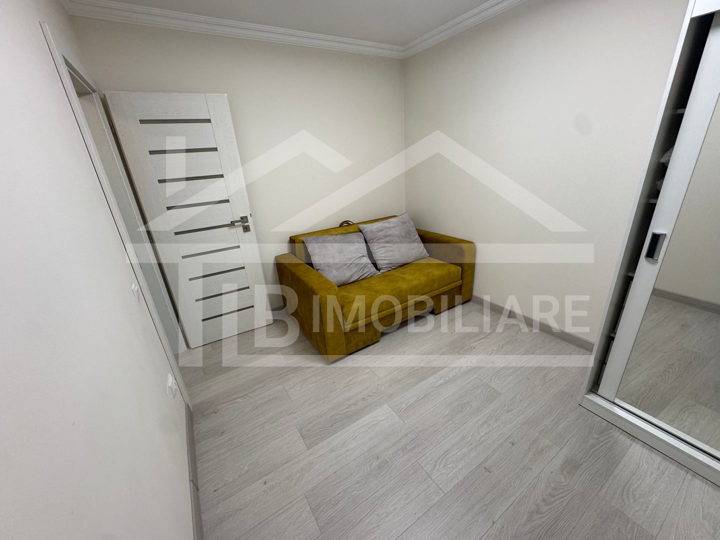Apartament cu 3 camere, 80mp, Zona UMFST - Poză 9