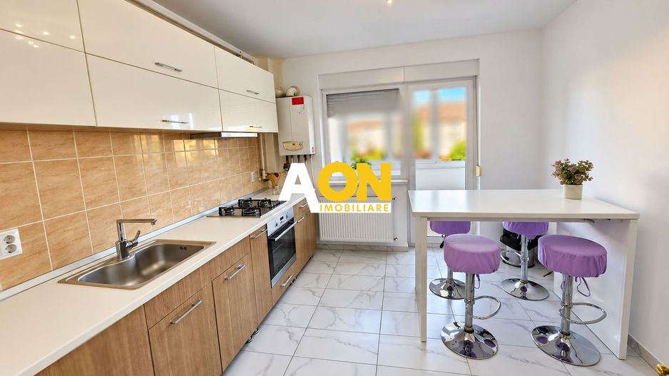 Apartament 2 camere, 2 balcoane, etaj 1, mobilat, zona Kaufland Cetate - Poză 1