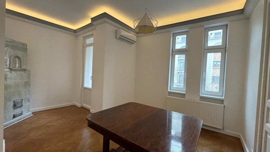 Etaj intreg, 5 camere in VILA INTERBELICA 180 mp, renovat - Poză 12