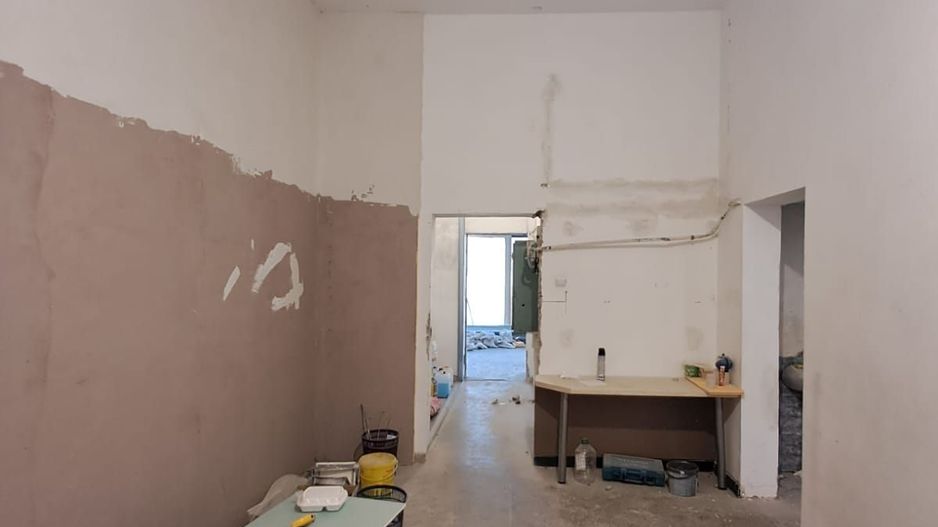 Spatiu comercial vitrina de 20 M - Metrou Eroii Revolutiei S143 - Poză 17