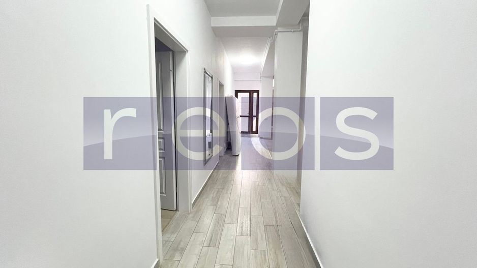 VANZARE | 3 CAMERE | 130MP | TERASA | GARAJ + BOXA | 1 MAI - Poză 9