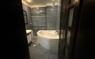 Apartament situat într-o zonă exclusivistă! - Poză 3