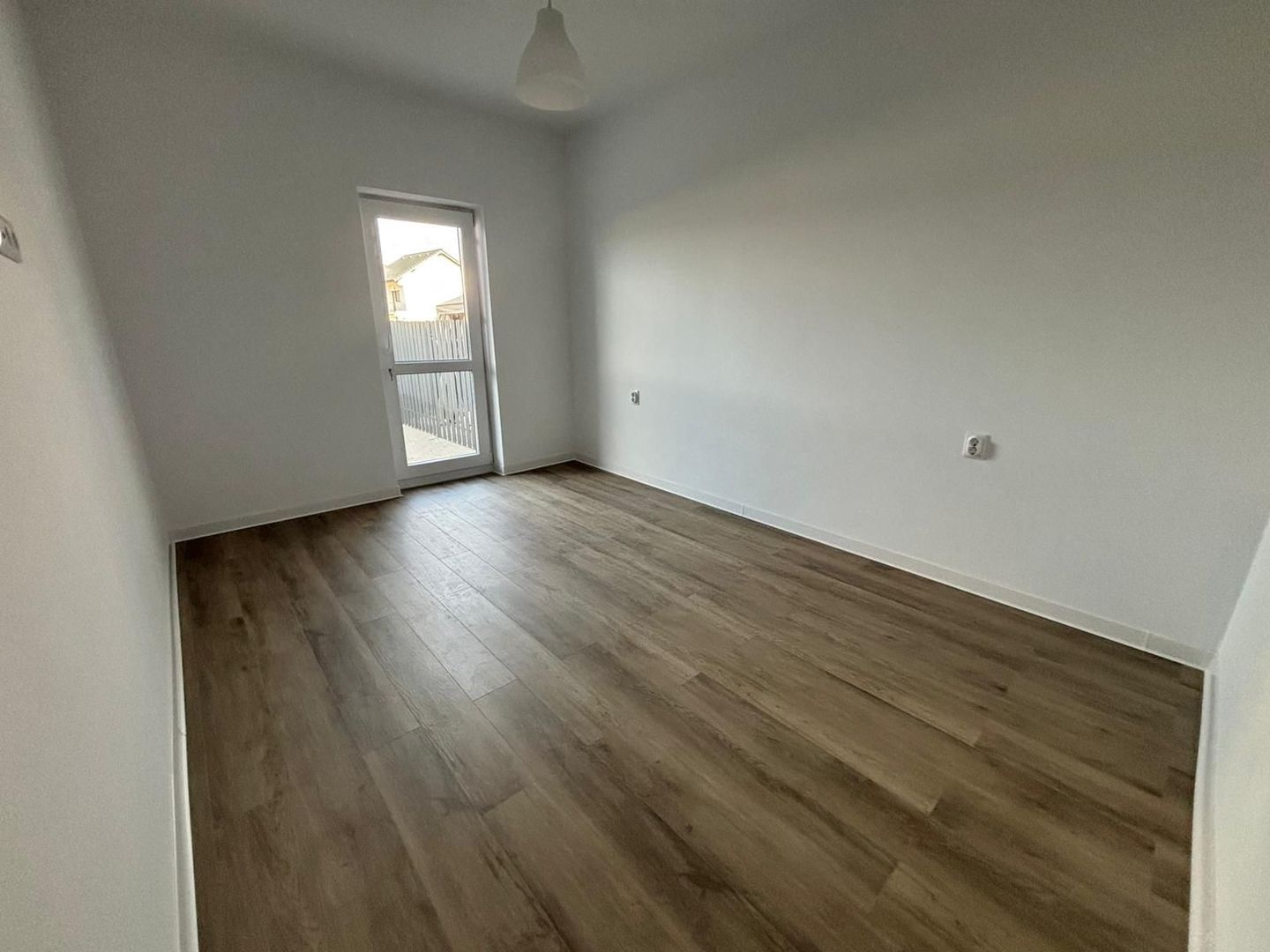 Apartament 2 camere ETAJ 1/2- zona Unirii, Selimbar - Poză 4