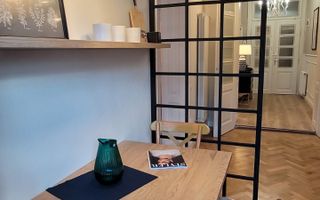 Apartament 2 camere 72 mp utili parter inalt parcare Centrul Istoric - Poză 5
