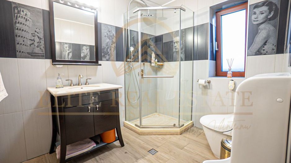 Mamaia Sat - Vila moderna, dotari premium, curte mare, vedere la lac! - Poză 10