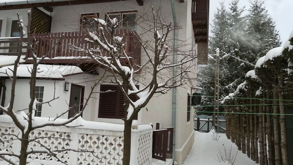 Vanzare case in imprejurimi - Poză 3