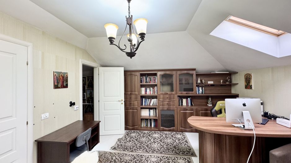 Vila lux cu 1000 mp teren pe Erou Iancu Nicolae langa Jolie Ville - Poză 24