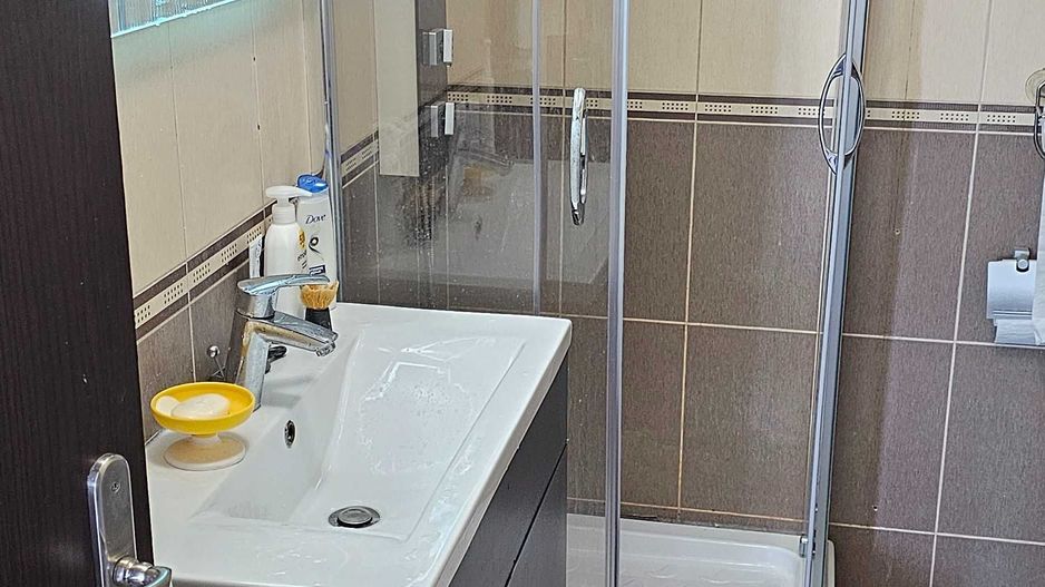 Proprietar, ap. 3 cam., bloc nou 2011, zona Nerva Traian - Poză 4