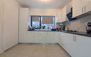 Casa individuala 4 camere, teren 234,mp, P+1 , Bd 1 Mai, Com Berceni - Poză 14