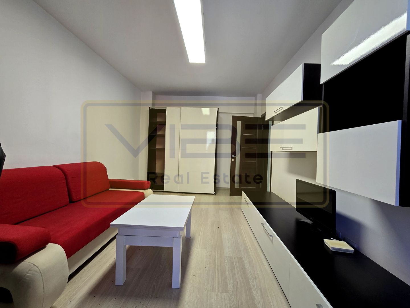 Tudor Vladimirescu- bloc nou- 2 camere -decomandat ! - Poză 9