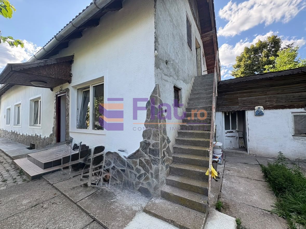 Casă cu teren de 1.651 mp și ieșire la lac Feldioara Pod mansardabil - Poză 7