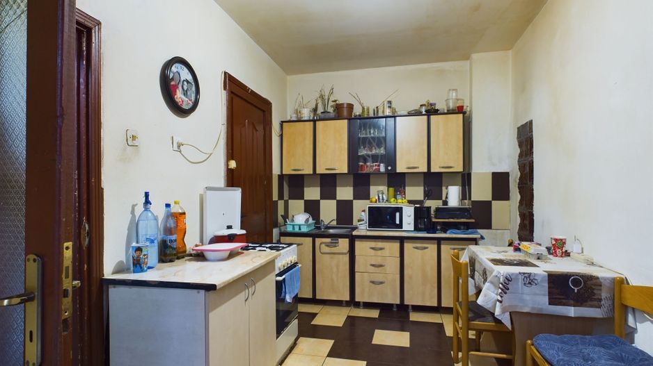 Apartament  2 camere la curte comună - Poză 7
