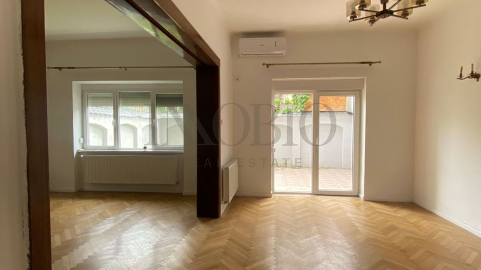 Apartament în vilă interbelică | Curte proprie – Romana - Dorobanti - Poză 2