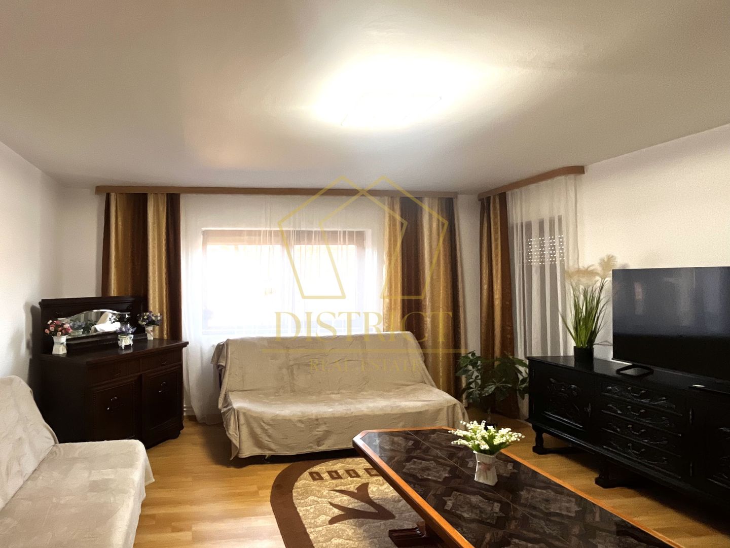 Casa individuala cu 3 camere si garaj I Giroc - Poză 1