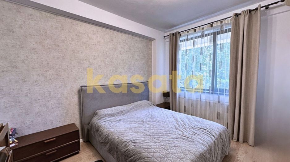 Oportunitate Rară | Apartament de 4 camere cu curte | Damaroaia - Poză 4