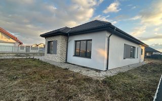 Casa individuala in ansamblu privat, 120 mp utili, 620 mp teren - Poză 2