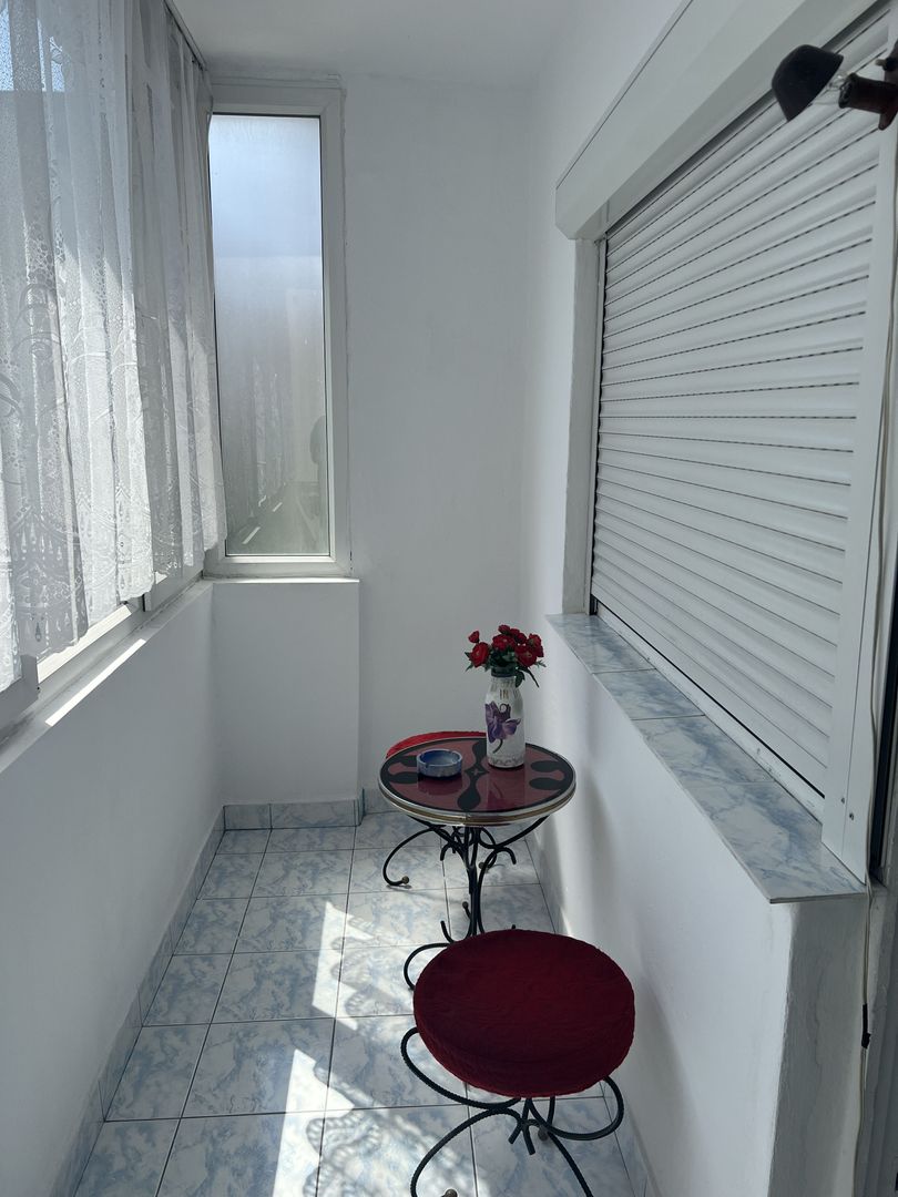 Apartament spațios cu 3 camere, 75 mp, decomandat, 2 băi, 2 balcoane – - Poză 5