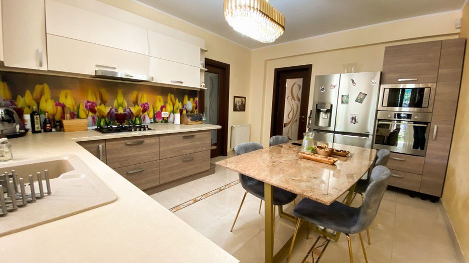 Refugiu Modern în Natură – Vilă Premium cu Design Contemporan - Poză 8